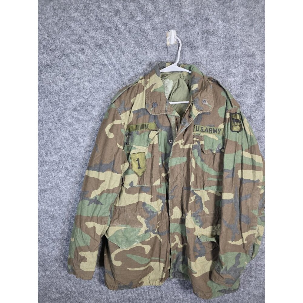 VINTAGE US Army M65 Field Jacket Mens Medium Long Woodland Camo Patches 80s